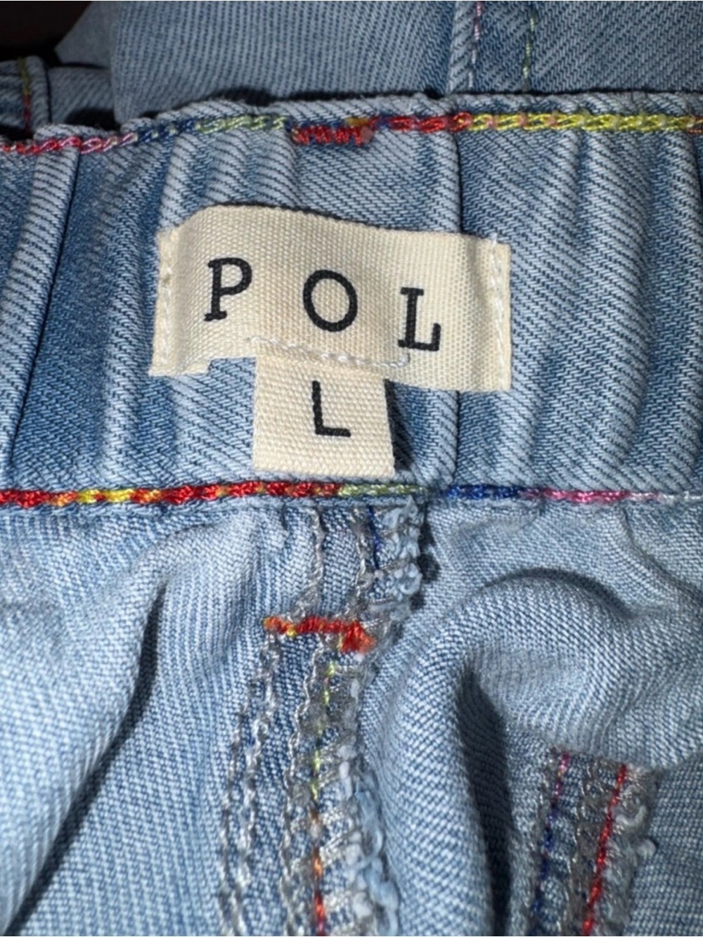 POL Light Wash Wide-Leg Jeans w/ Distressed Green Patch Detail – Size Large - Picture 2 of 5